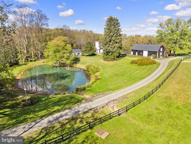 22857 Carters Farm Ln, Middleburg, VA 20117 - photo 5