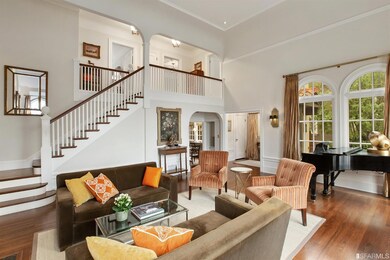 • Soaring 16’ ceiling height with coved ceilings &