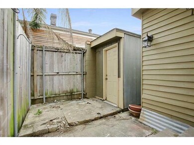 2529 Laurel St, New Orleans, LA 70130 - photo 7