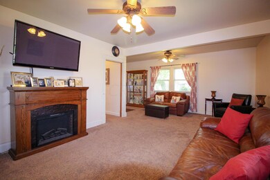 8537 Tarlton Rd, Circleville, OH 43113 - photo 3