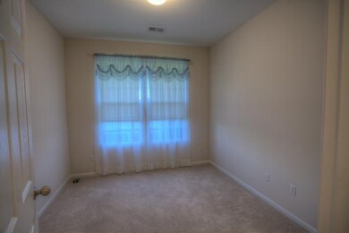 9010 Meadow View Dr, Shawnee, KS 66227 - photo 4