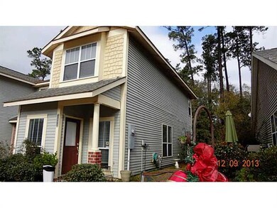 Facade/Exterior Front. and Yard