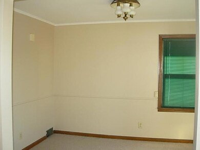 1330 Gilbert St, Columbus, OH 43206 - photo 7