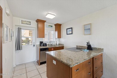 14-1-N-1st-St-#4-Cocoa-Beach-FL-32931-Wi