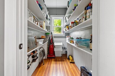 16 Henry St unit 16, Medford, MA 02155 - photo 4