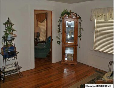 1561 Cottonville Rd unit A, Grant, AL 35747 - photo 3