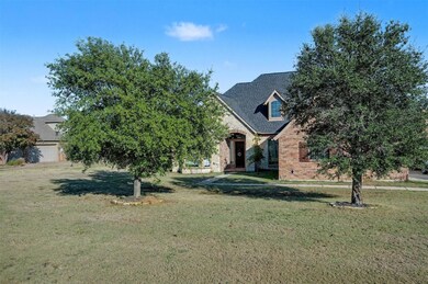 109 Silver Rose Blvd, Burleson, TX 76028 - photo 3