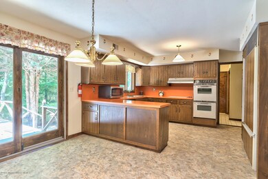7 Clark Way Holmdel NJ 07733-large-015-1