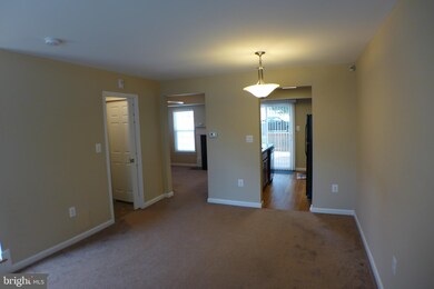 200 Saint Johns Square, Sterling, VA 20164 - photo 5