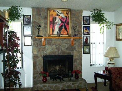 5201 Denaud Ct, Jacksonville, FL 32205 - photo 5