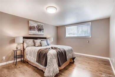 415 216th St SW, Bothell, WA 98021 - photo 4