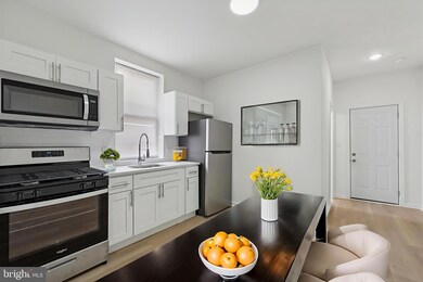 1626 N 17th St unit 2, Philadelphia, PA 19121 - photo 4