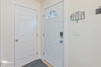 07-Front Entry_SLS_-2555