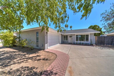 2135 W El Moro-4