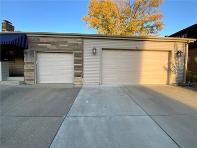 2025 Mcminn St unit 2027, Aliquippa, PA 15001 - photo 4