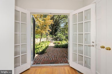 5053 Massachusetts Ave NW, Washington, DC 20016 - photo 7