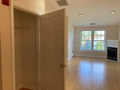 2 Crestview Cir unit 89, Londonderry, NH 03053 - photo 4