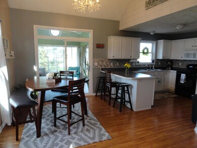 4 Kitchen