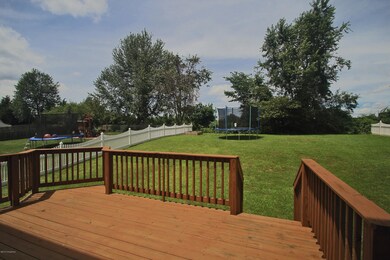 10112 Hornbeam Blvd, Louisville, KY 40228 - photo 6