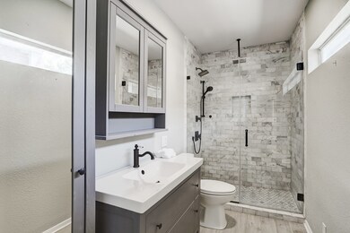 706 E 29th St, Houston, TX 77009 - photo 7