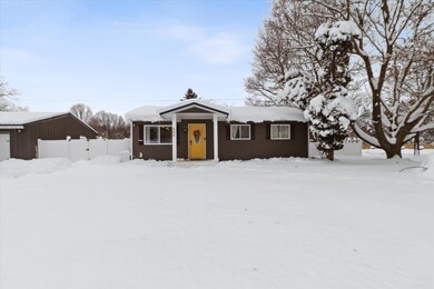 03-509-W-Gilson-St-Edmore-MI-48829-Windo
