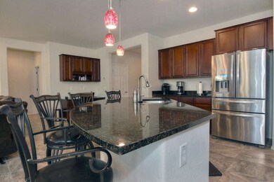 Large Spacious Kitchen