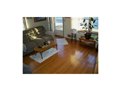 903 NW B St, Blue Springs, MO 64015 - photo 3