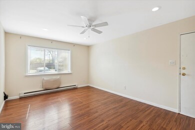 26 Park Ave unit B19, Chalfont, PA 18914 - photo 6