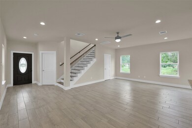 6615 Knox St, Houston, TX 77091 - photo 3