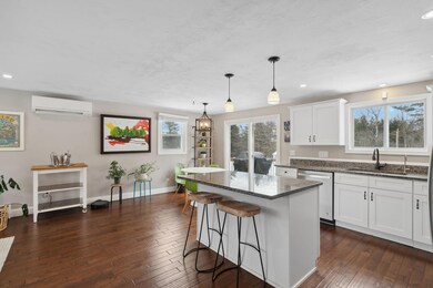 kitchen/dining