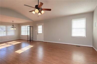 148 Rock Island Dr, Statesville, NC 28625 - photo 3