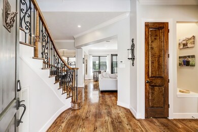 7711 N Hunters Creekway Dr, Houston, TX 77055 - photo 3