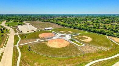 2730 Shady Oaks Ln, Sherman, TX 75092 - photo 2