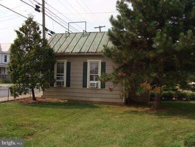 224 N Main St, Moorefield, WV 26836 - photo 7