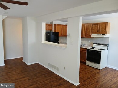 100 E Glenolden Ave unit U21, Glenolden, PA 19036 - photo 4