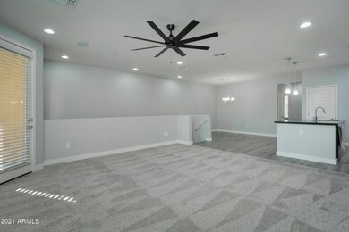 5550N16th104-004