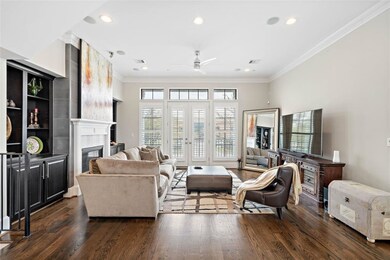 Beautiful and spacious Living area to enjoy a nice