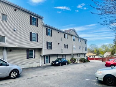1 Hatfield St unit 5, Worcester, MA 01604 - photo 2