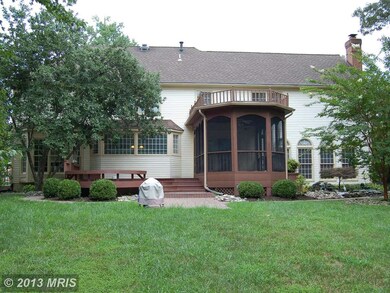 11204 Ballantre Ln, Glenn Dale, MD 20769 - photo 2