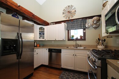 2 Merrimac Rd, Newton, NH 03858 - photo 3