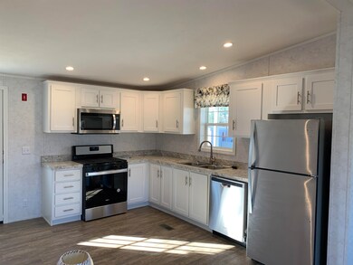 6 Downfield Ln, Rochester, NH 03867 - photo 4