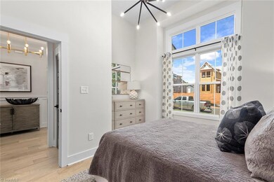 5100 Whaitley Ln, Greensboro, NC 27407 - photo 6