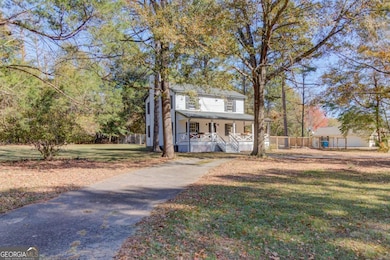 310 Lewis Cir, Commerce, GA 30529 - photo 3