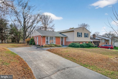 13603 Floris St, Herndon, VA 20171 - photo 3