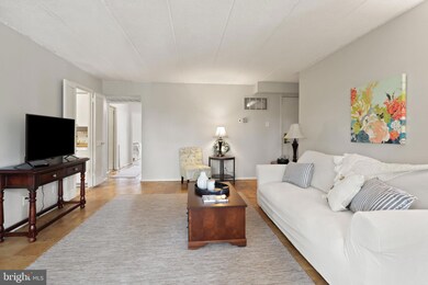 2620 Redcoat Dr unit 2D, Alexandria, VA 22303 - photo 7