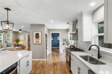 coastalrephoto1325KrugerAve-12