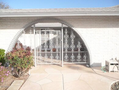 9710 W Mockingbird Dr, Sun City, AZ 85373 - photo 2