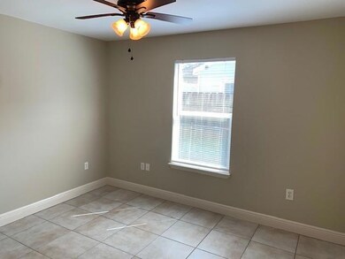 4877 Montegut Dr, New Orleans, LA 70126 - photo 7