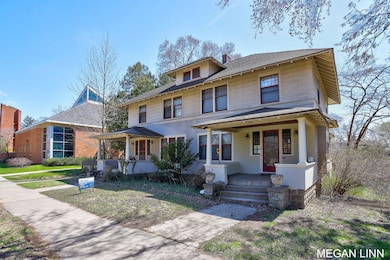 186 W 12th St, Holland, MI 49423 - photo 2