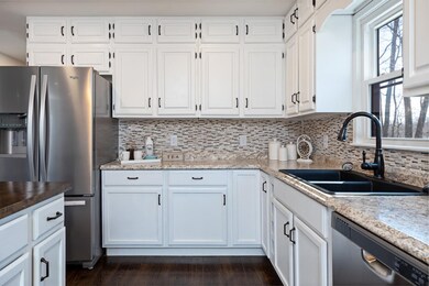 686 Cold Springs Rd, Stuarts Draft, VA 24477 - photo 4